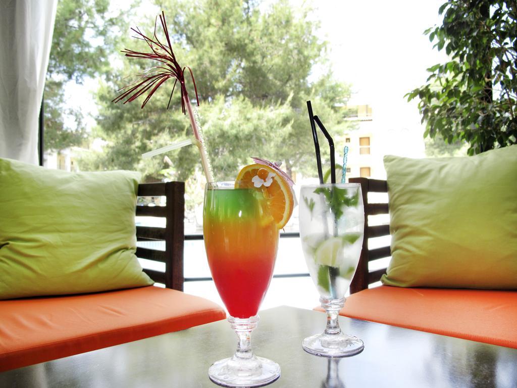 Lesse Hotel Chalkidiki エクステリア 写真
