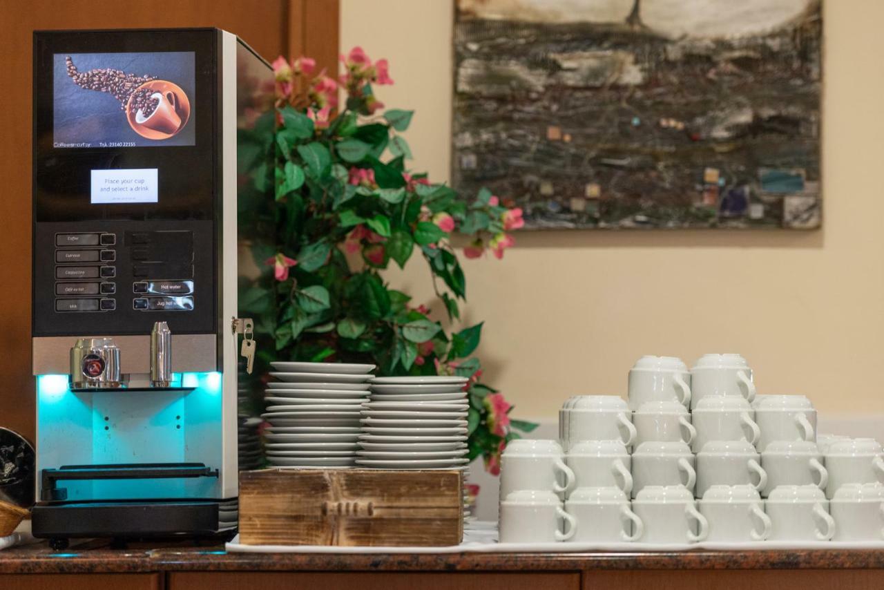 Lesse Hotel Chalkidiki エクステリア 写真