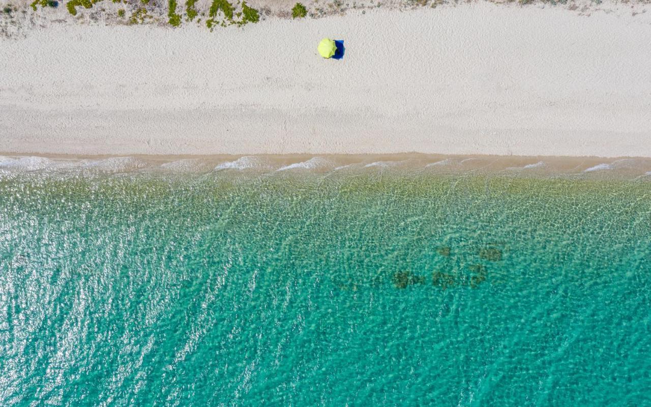 Lesse Hotel Chalkidiki エクステリア 写真